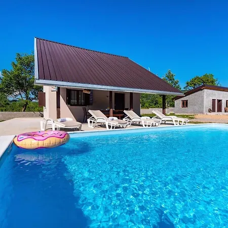 Holiday home Mona