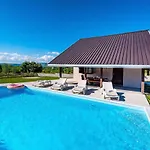 Hébergement de vacances Mona